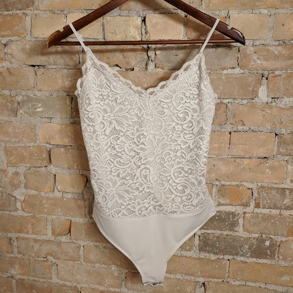 Dynamite Tops - Lacy bodysuit